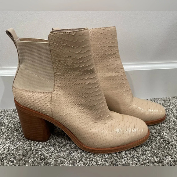 Pour La Victoire Willux women's leather heeled boots, size 8.5 - Picture 2 of 14